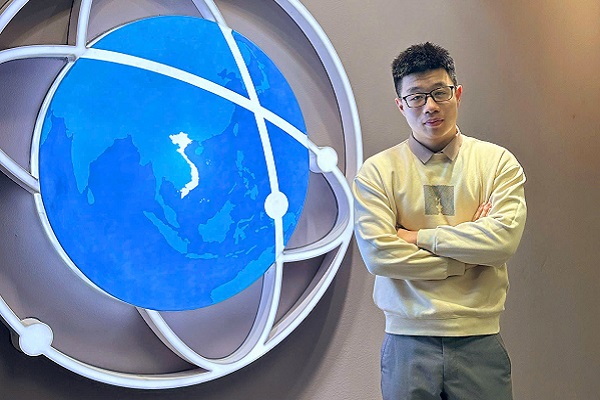 Trước tốt nghiệp, nam sinh ngành AI đã trúng tuyển Viện Hàng không Vũ trụ Viettel